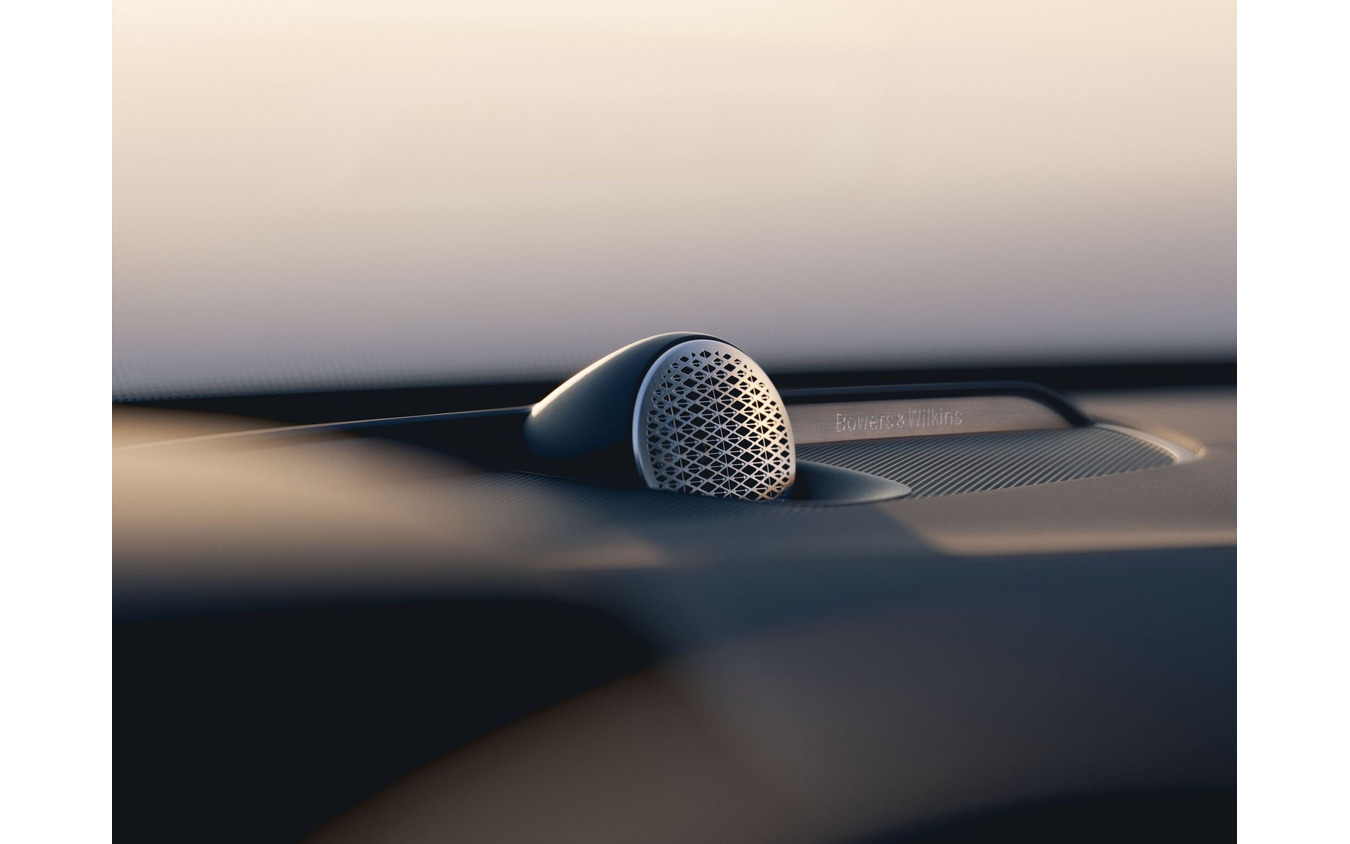 ボルボ XC90 Ultra T8 AWD Plug-in hybrid Black Edition