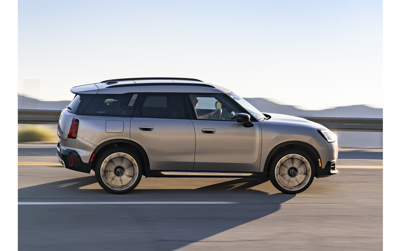 MINI カントリーマン S ALL4