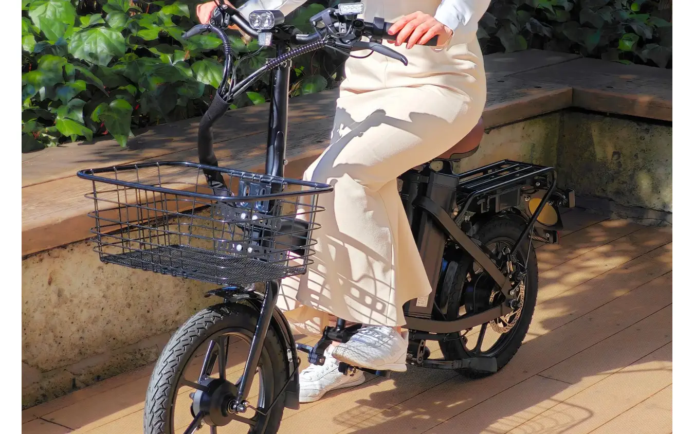 ペダルなし電動自転車「MOPERO 4U」