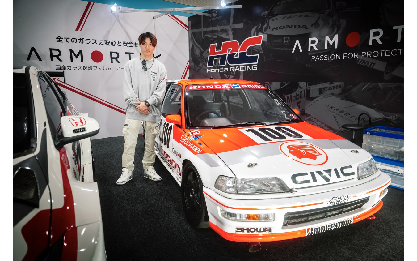 レーシングドライバー 牧野 任祐さん