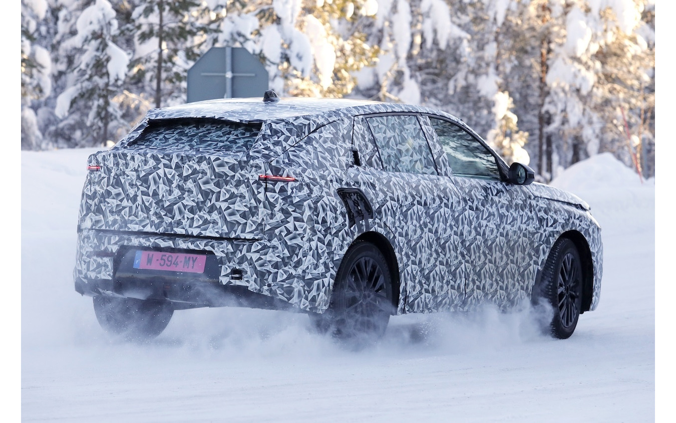 ランチア ガンマ 新型のプロトタイプ