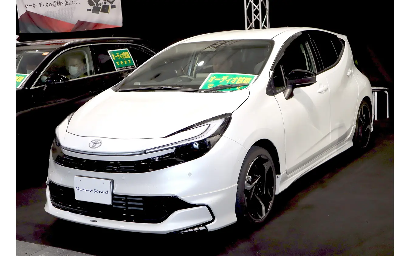 マリノサウンド トヨタ アクア