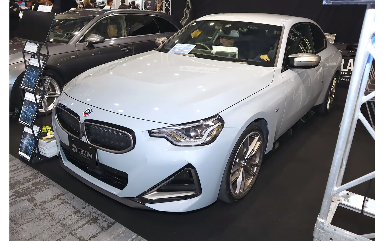 イングラフ BMW 240i