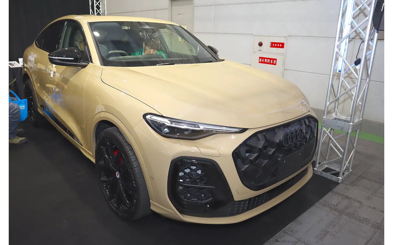 AVカンサイ京都店 AUDI SQ5