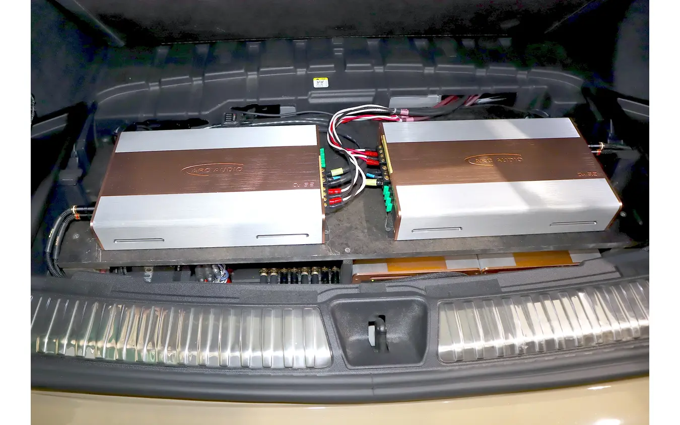 AVカンサイ京都店 AUDI SQ5