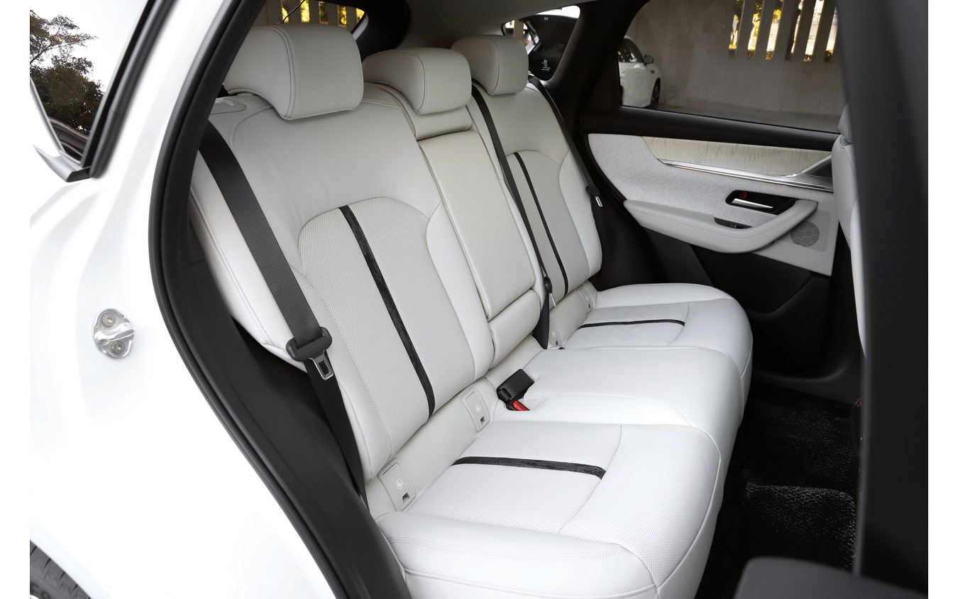 マツダ CX-60 PHEV プレミアムモダン（資料画像）