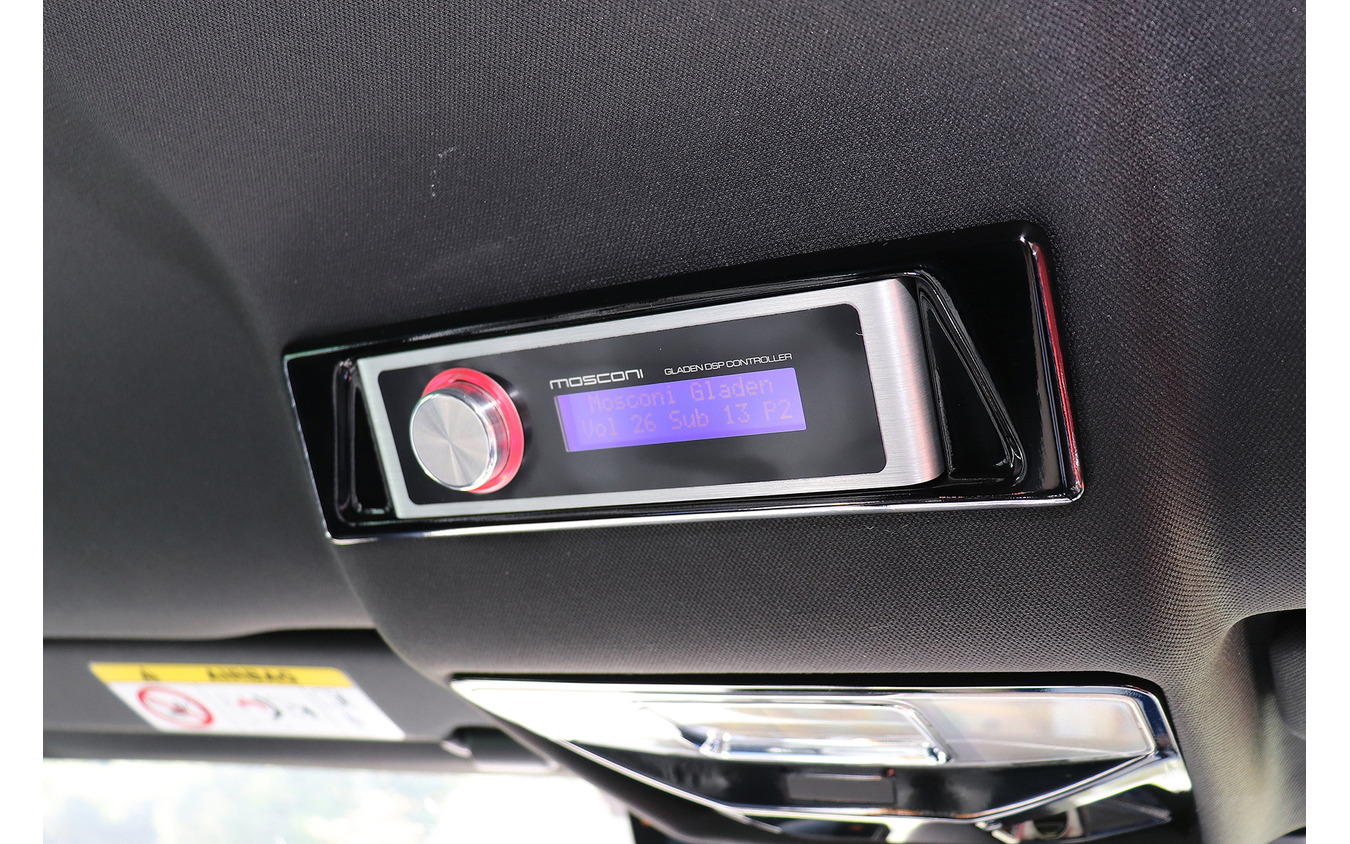 「カーオーディオ・プロショップ」にて製作されたオーディオカーの一例（製作ショップ：サブライム＜群馬県＞）。