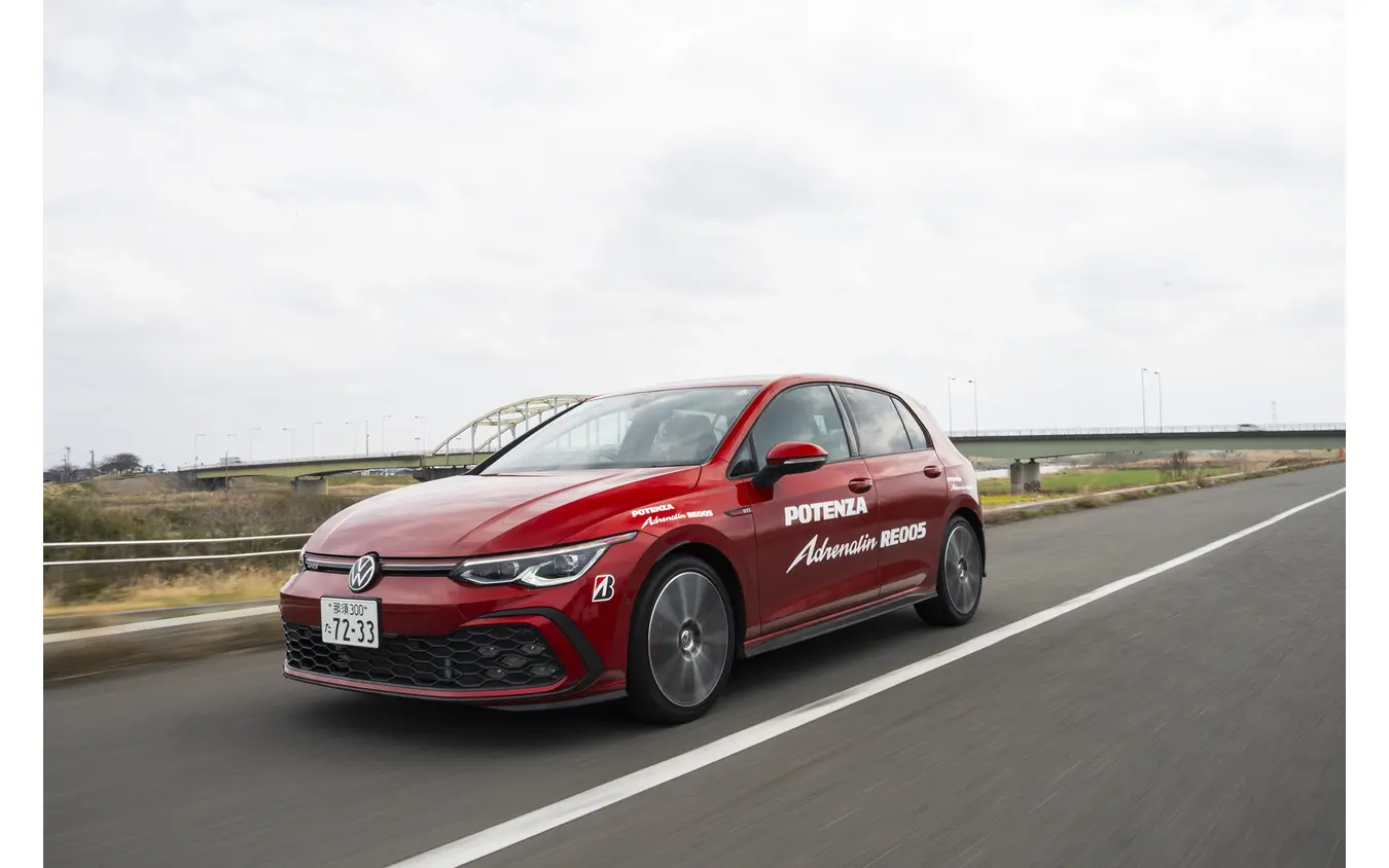 ブリヂストン アドレナリンRE005