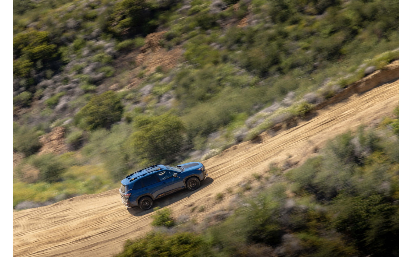 スバル・フォレスター・ウィルダネス・ハイブリッド