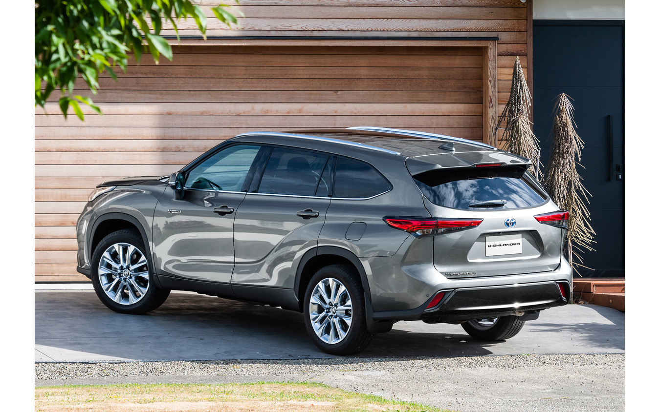 トヨタ ハイランダー Limited ZR Hybrid