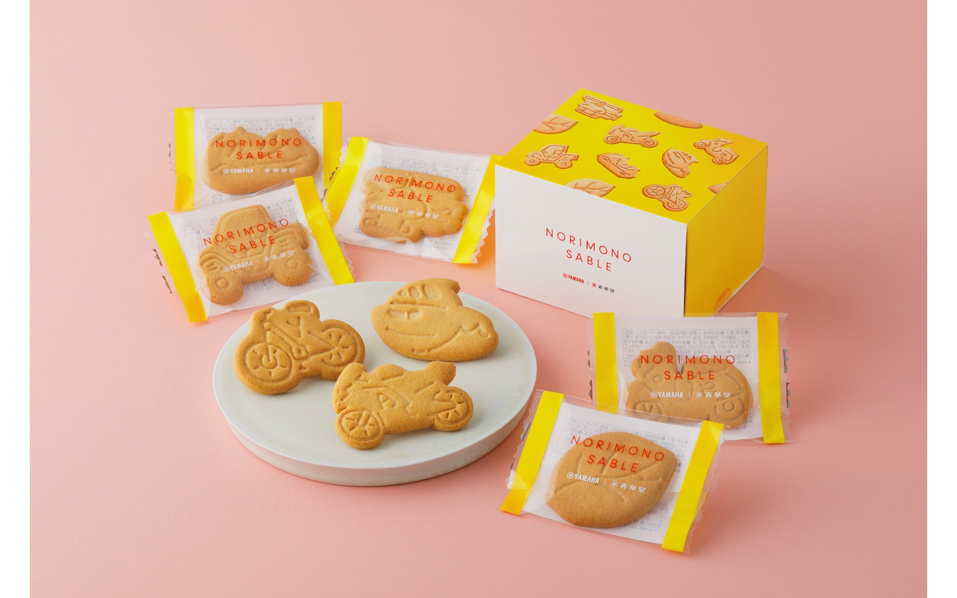 ヤマハ発動機と春華堂の「NORIMONO SABLE（乗り物サブレ）」