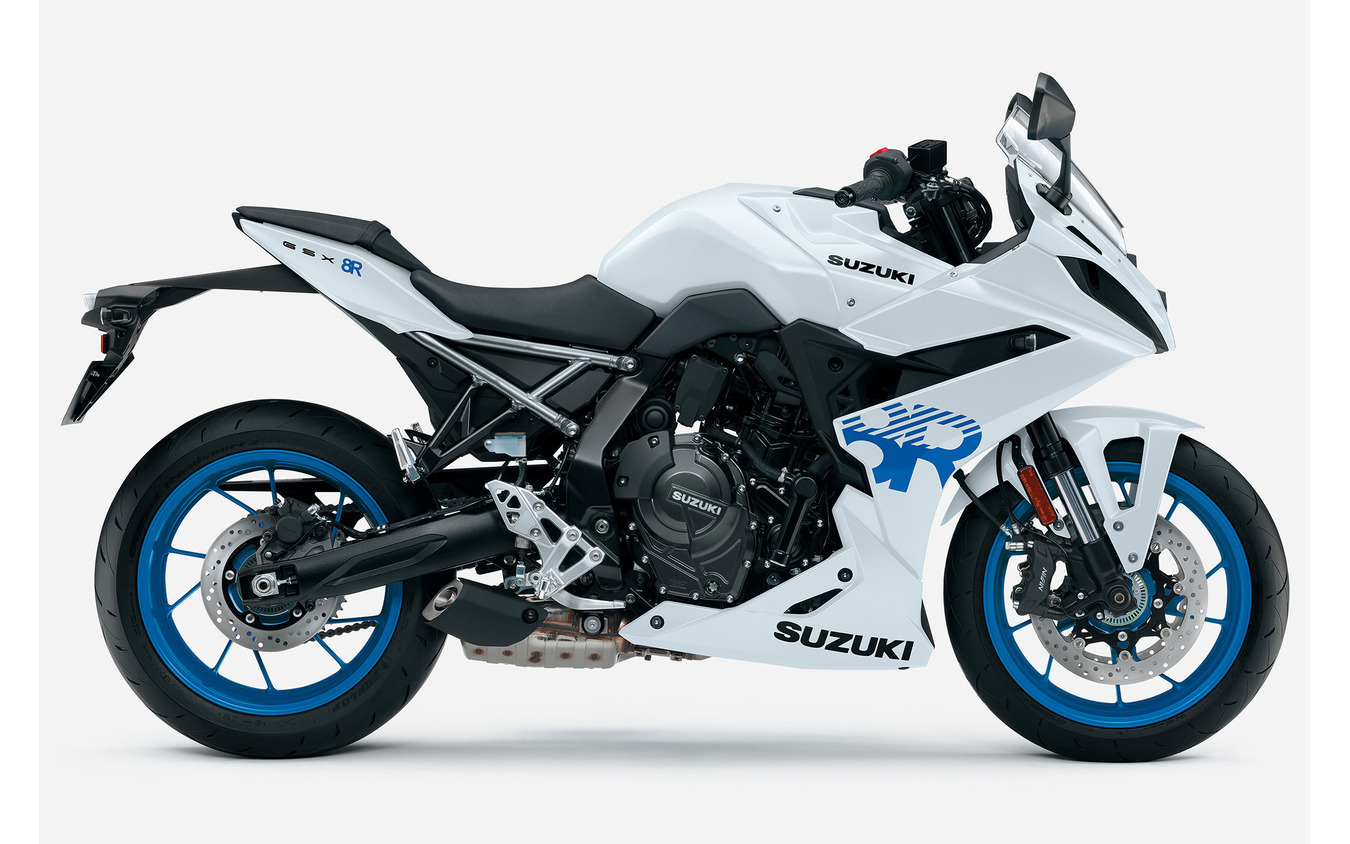 スズキ GSX-8R（パールテックホワイト）