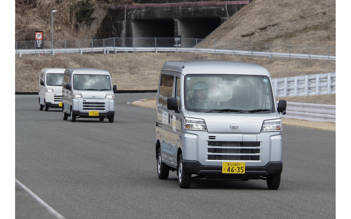 eハイゼットカーゴで競うターゲットタイム