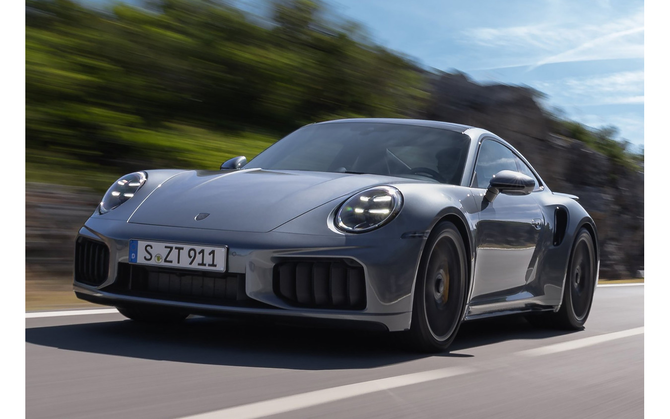 ポルシェ 911ターボS 新型