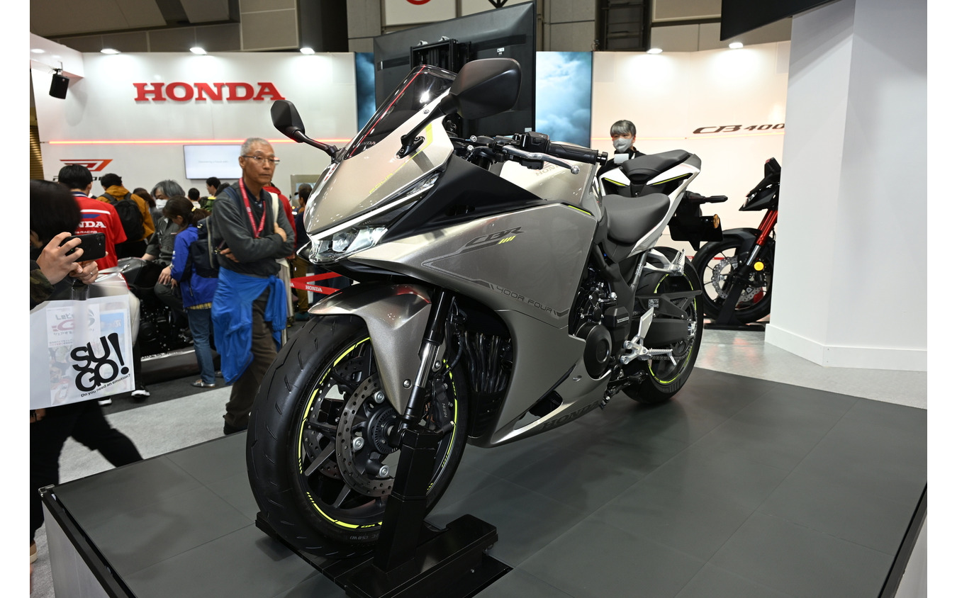 ホンダ CBR400R FOUR E-Clutch Concept（東京モーターサイクルショー2026）