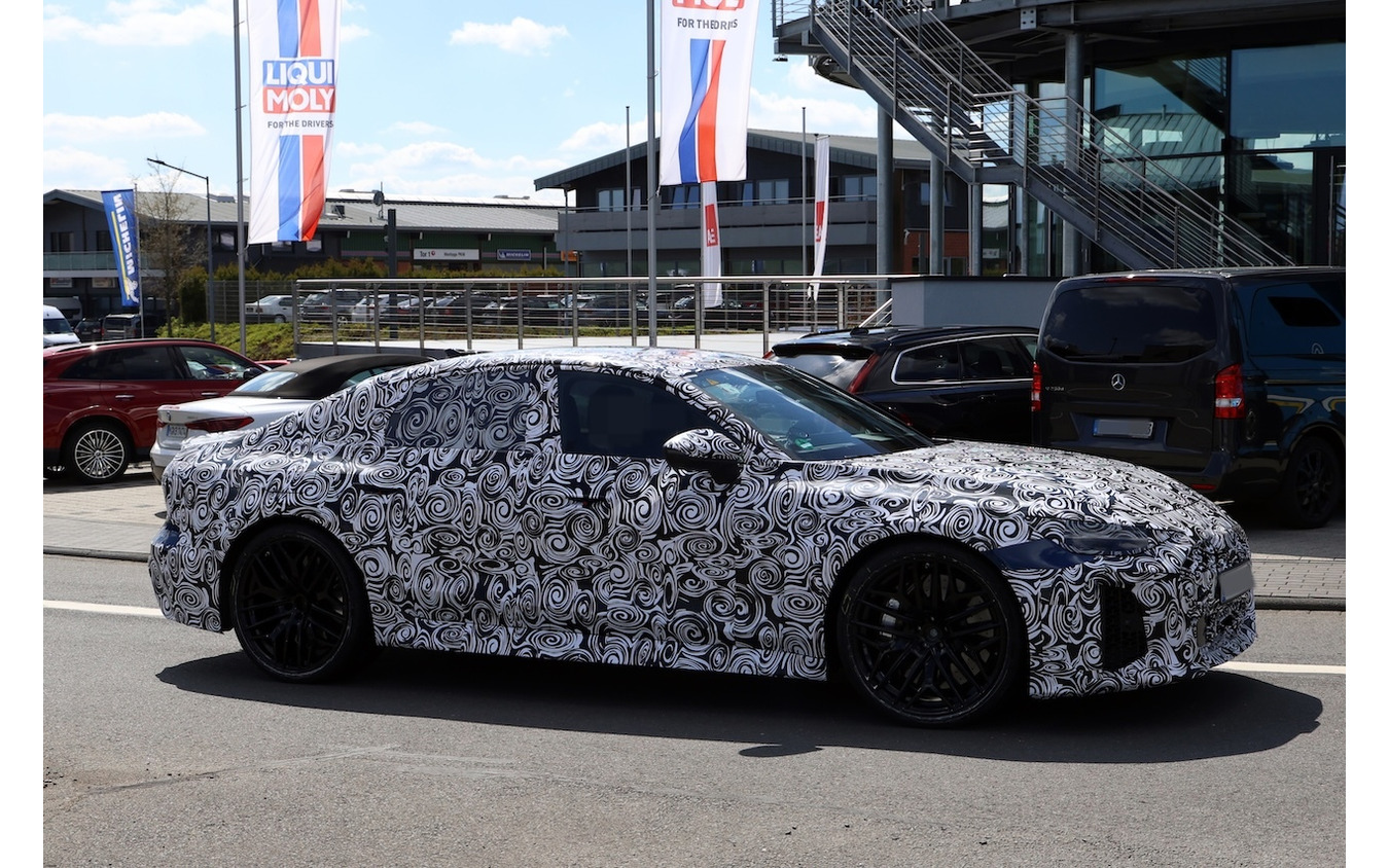 アウディ RS6セダン プロトタイプ