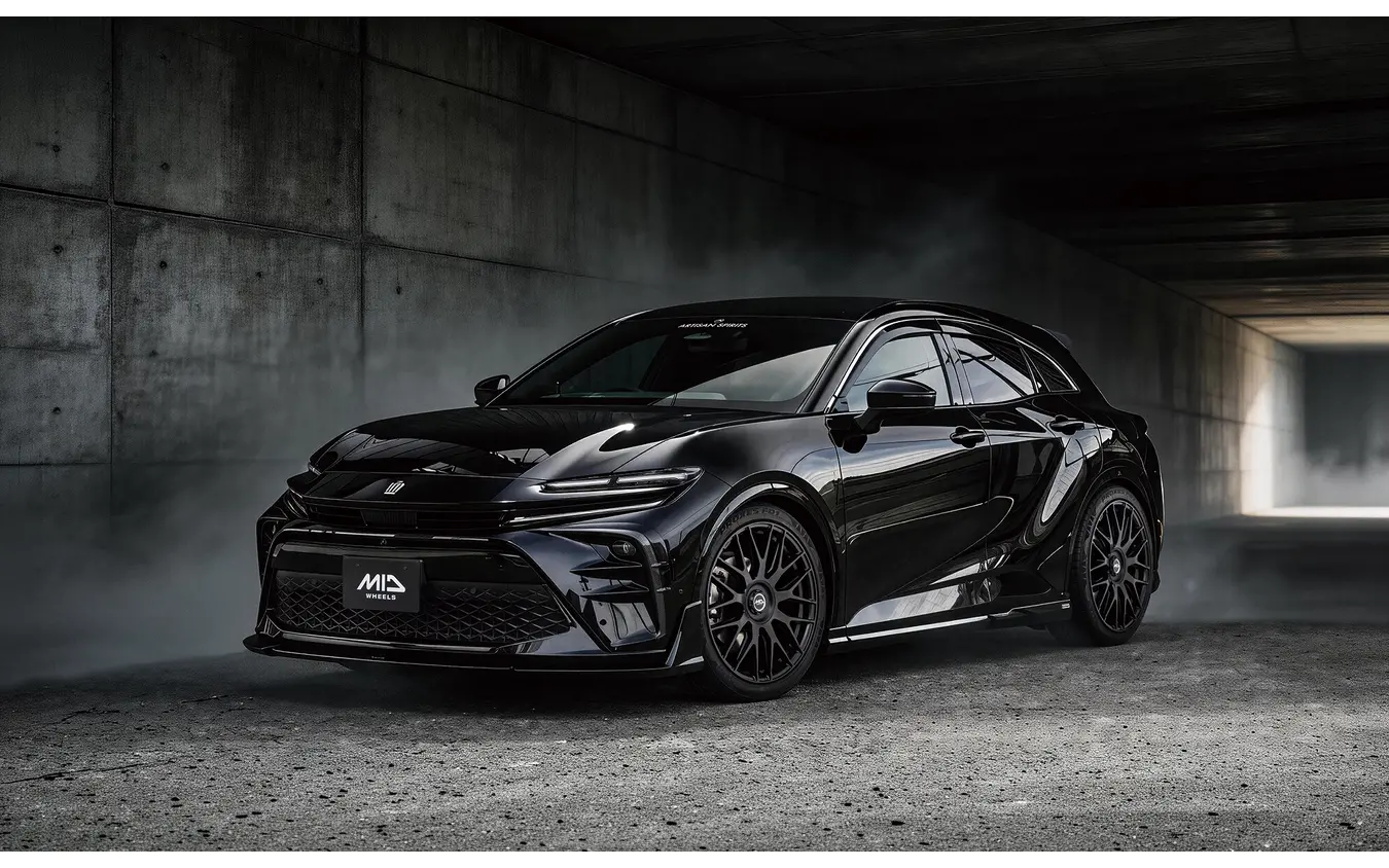 MID EXCLUSIVE 029M × トヨタ クラウンスポーツ