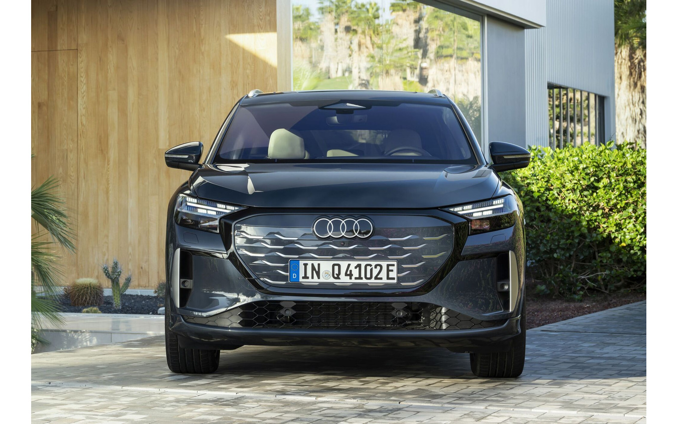 アウディ『Q4 SUV e-tron』改良新型