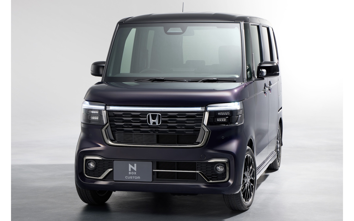 ホンダ N-BOX CUSTOM