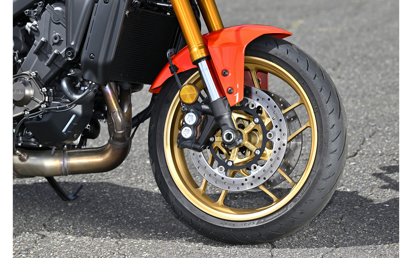 ヤマハ XSR900