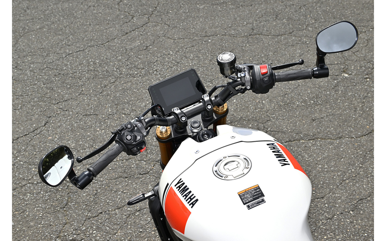 ヤマハ XSR900