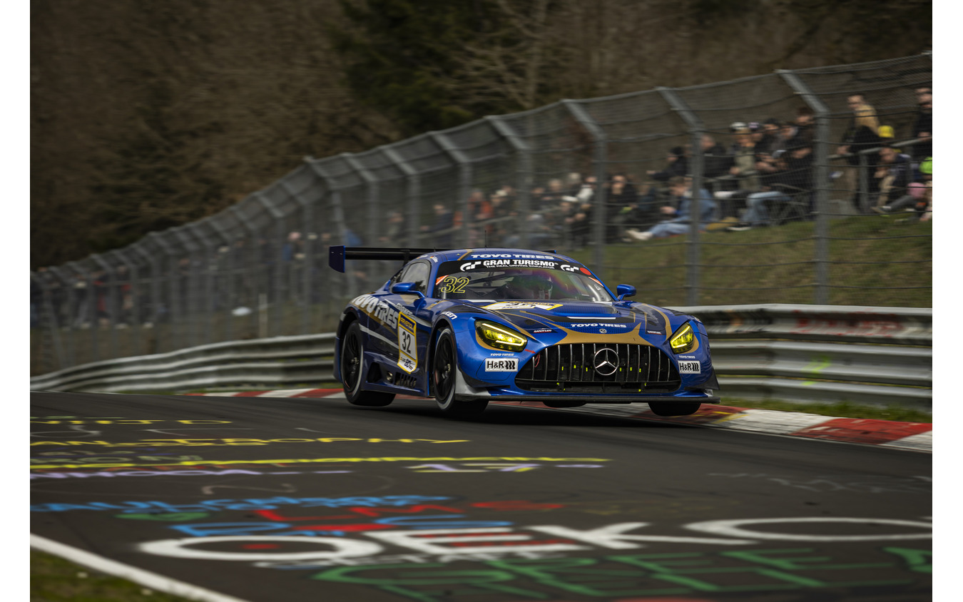 TOYO TIRES with Ring Racing
