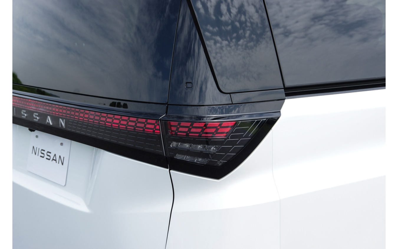 日産 エルグランド 新型