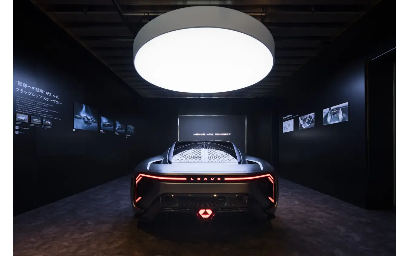 レクサス『LFA Concept』を「INTERSECT BY LEXUS TOKYO」で展示