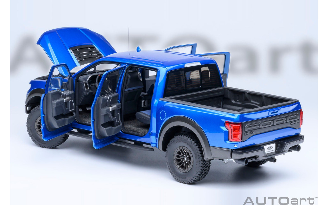 1/18スケールのミニカー「フォード F-150 ラプター スーパークルー 2019」
