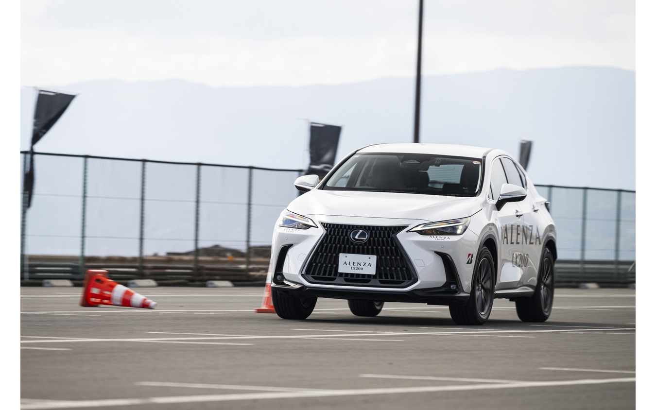 ブリヂストン「ALENZA LX200」試乗会