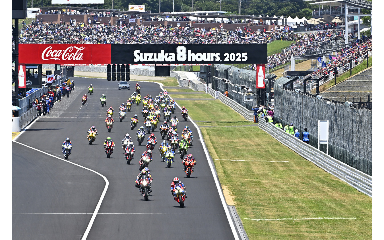 鈴鹿8耐には、新入社員全員を連れていくという