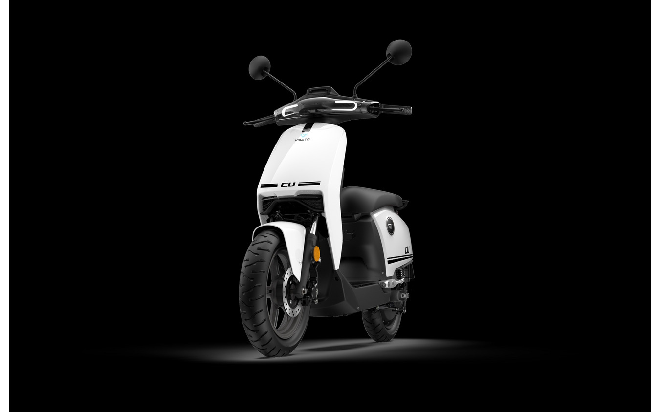 電動スクーター「Vmoto CU」