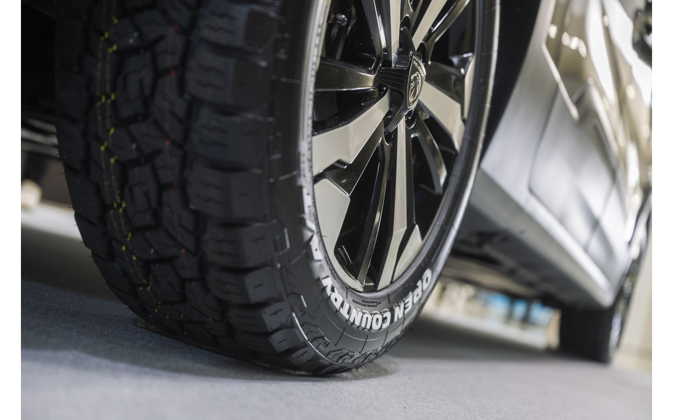 TOYO TIRES 「オープンカントリー A/T III」