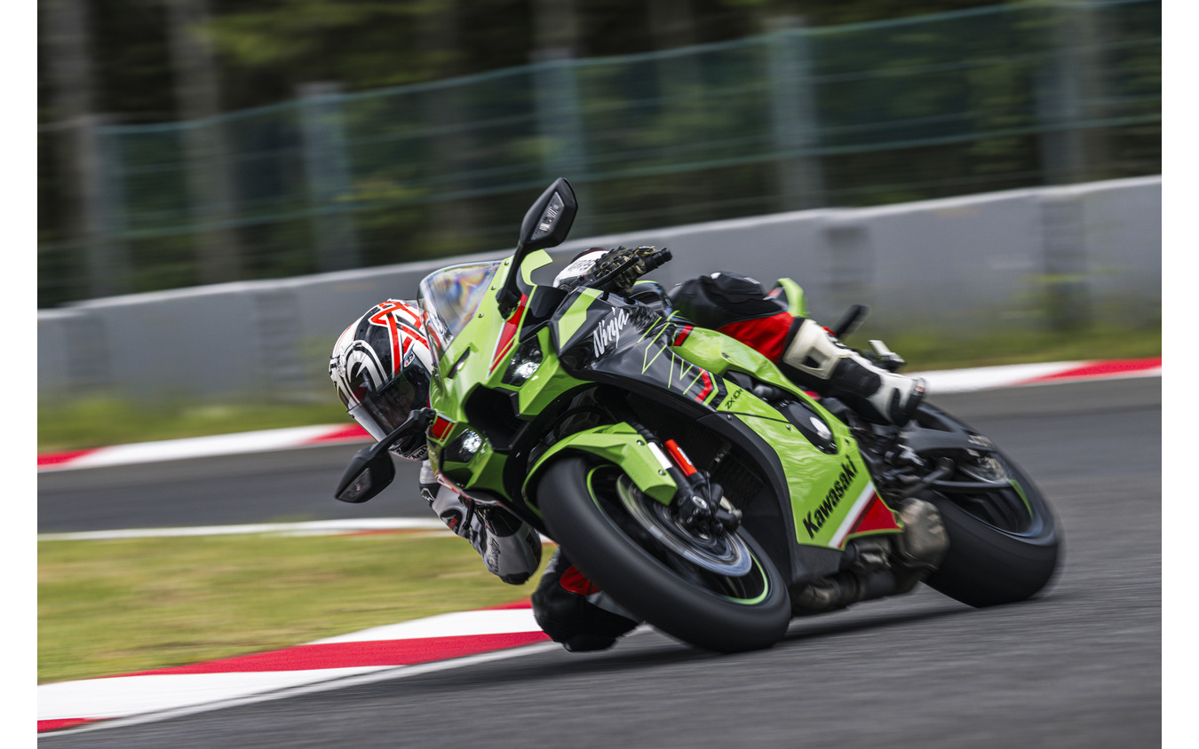 BATTLAX RACING STREET RS12