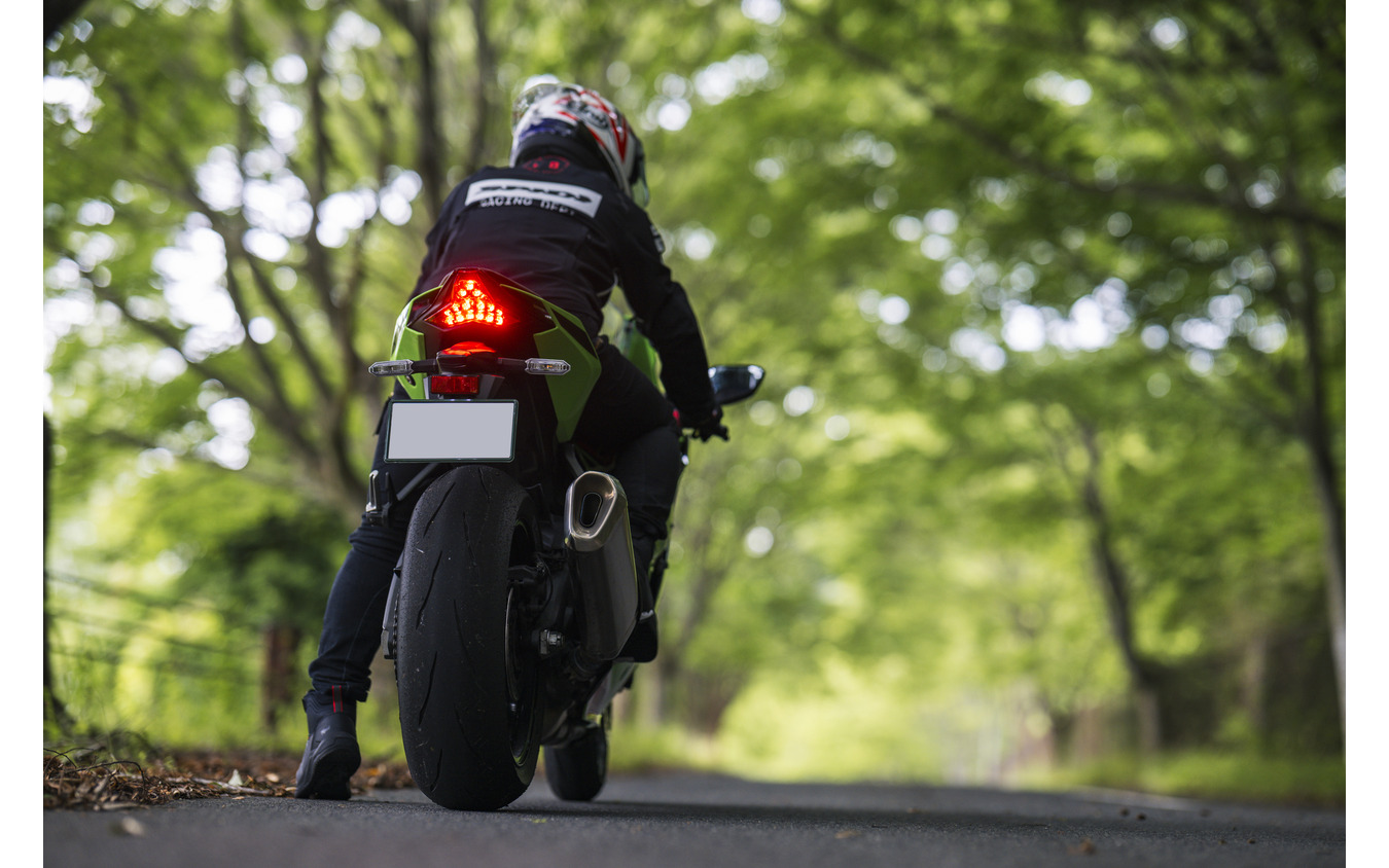 BATTLAX RACING STREET RS12
