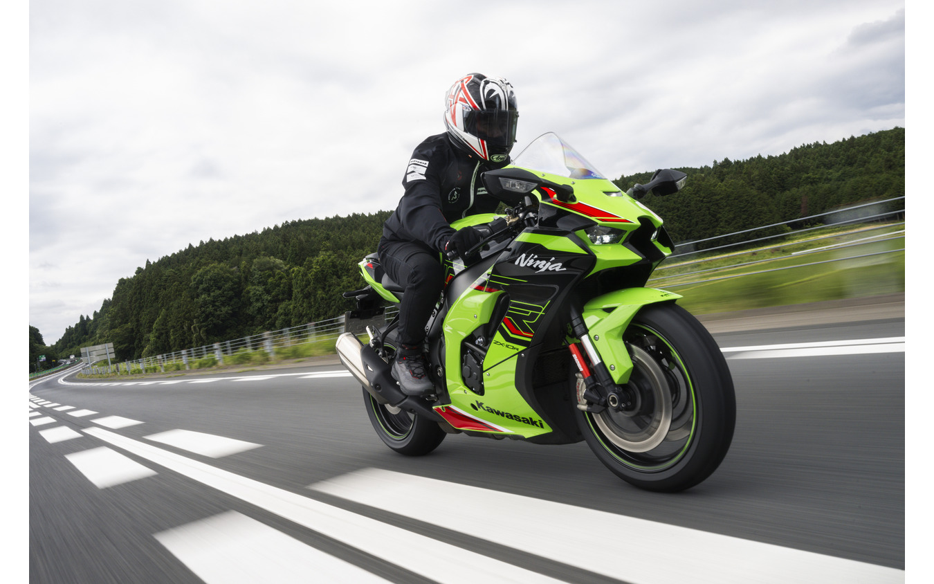 BATTLAX RACING STREET RS12