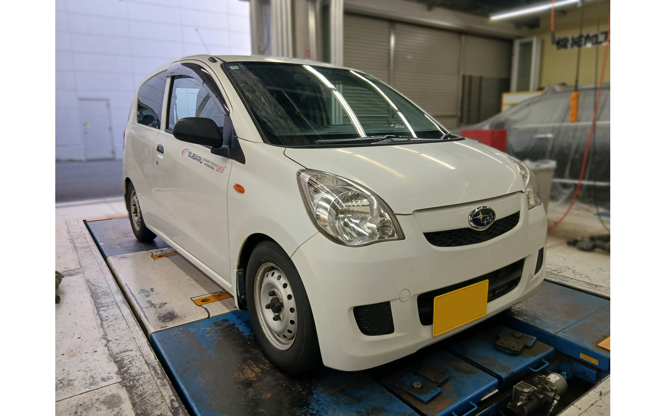 テイン フレックスZ　スバル・プレオ装着例（基準車高純正比：フロント 60mmダウン / リア 65mmダウン）