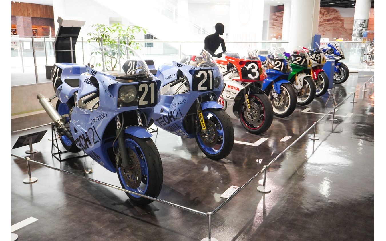9月30日までの期間、ヤマハの歴代「鈴鹿8耐」参戦車両の特別展示も