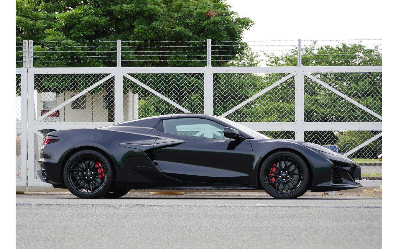 シボレー コルベット Z06 コンバーチブル 3LZ