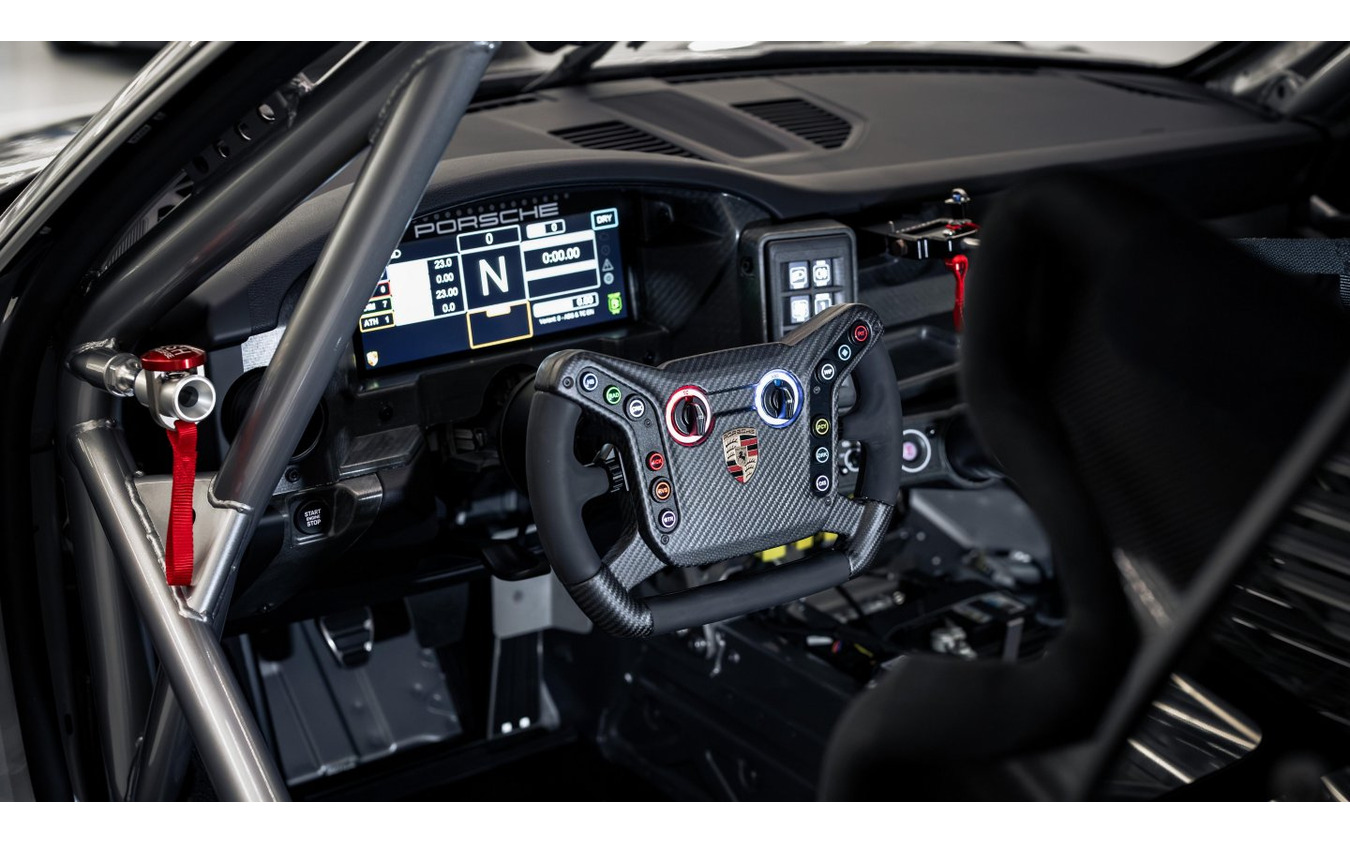 ポルシェ『911 GT4 R』