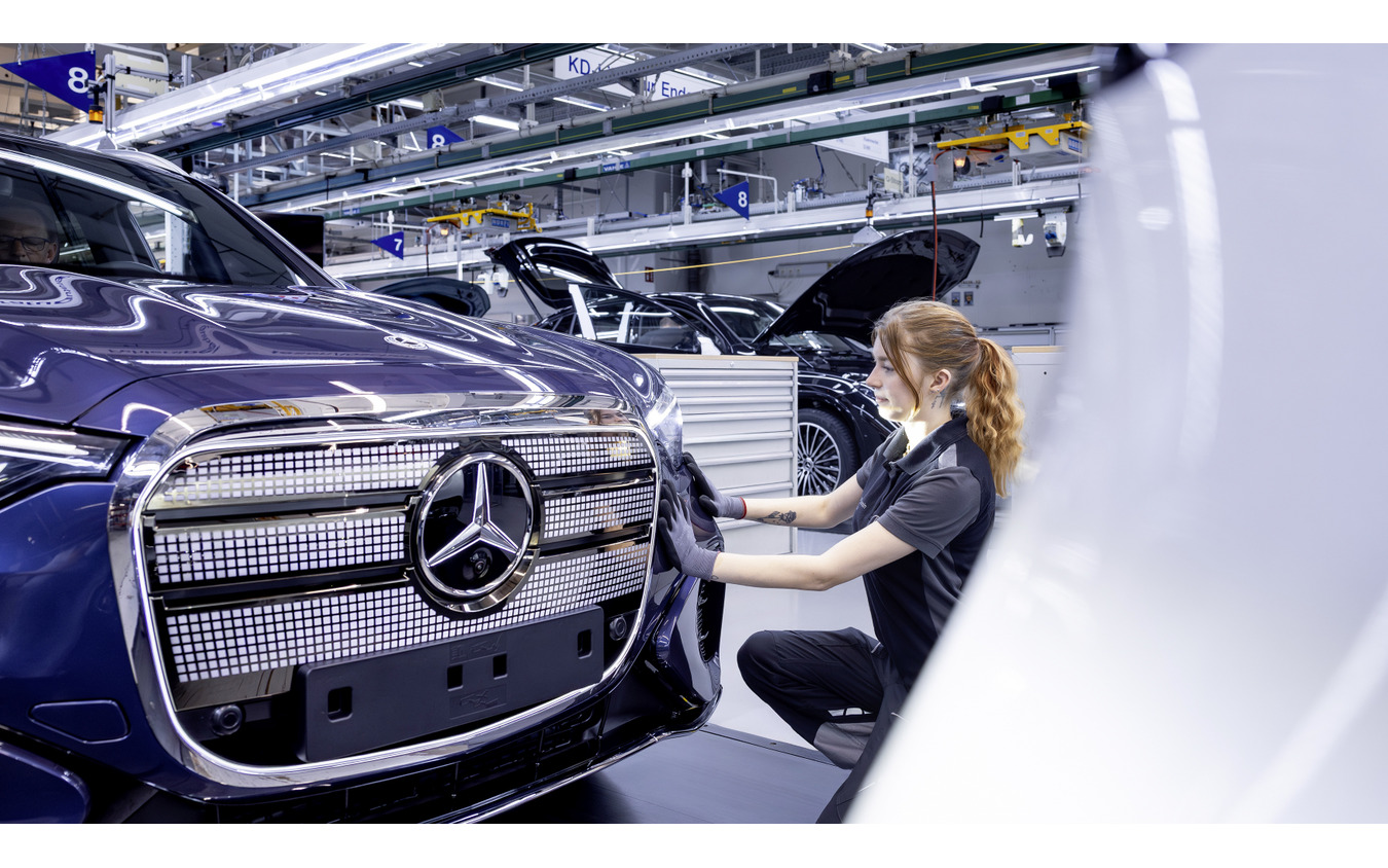 メルセデスベンツ GLC 新型の量産を開始