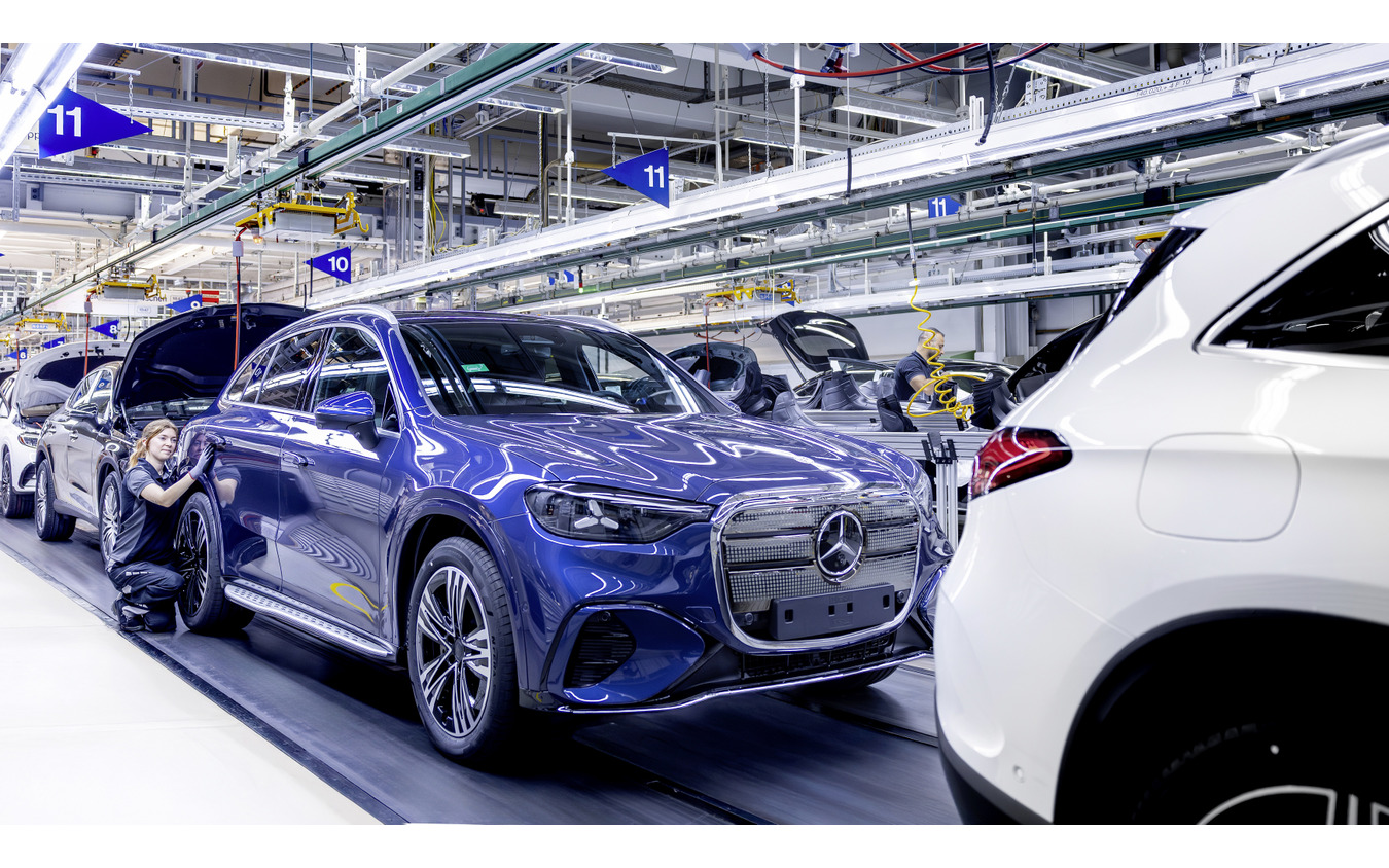 メルセデスベンツ GLC 新型の量産を開始