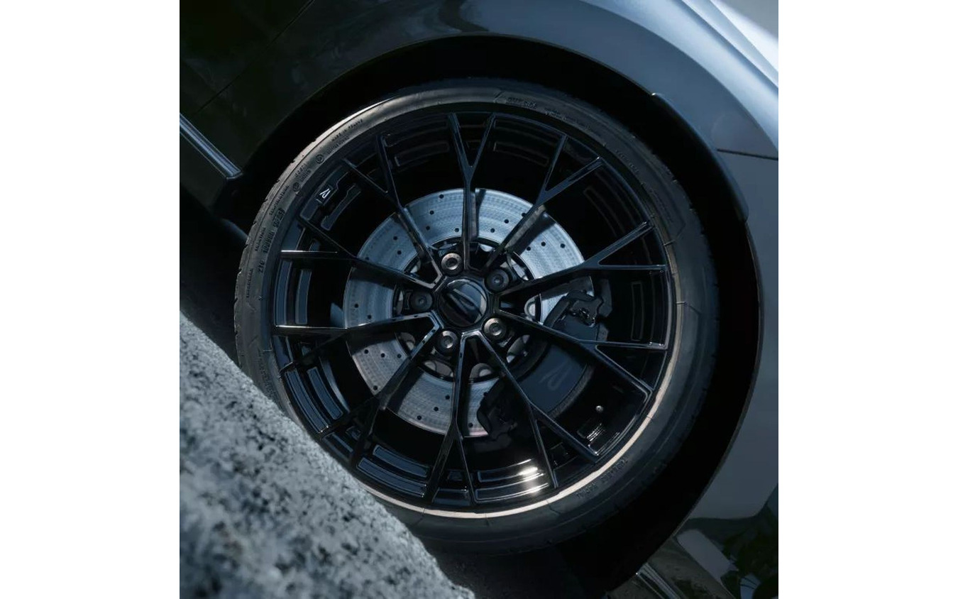 VW『ゴルフR』の「Black Edition II」
