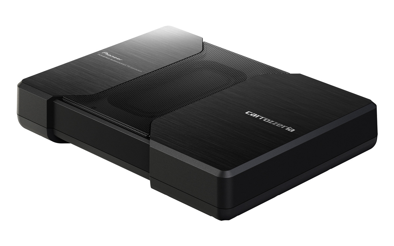 「小型・薄型のパワードサブウーファー」の一例（カロッツェリア・TS-WH500A）。