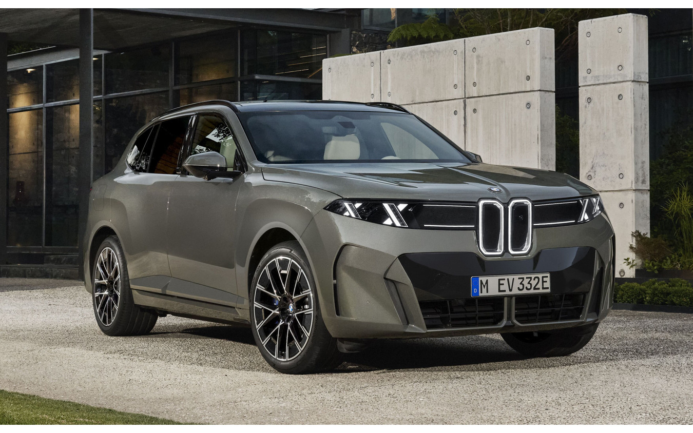 BMW iX5