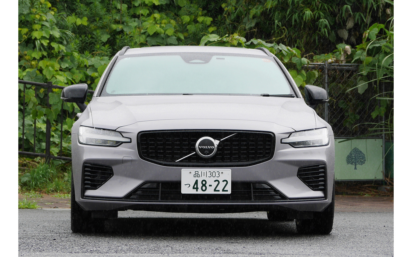 ボルボ V60 PHEV