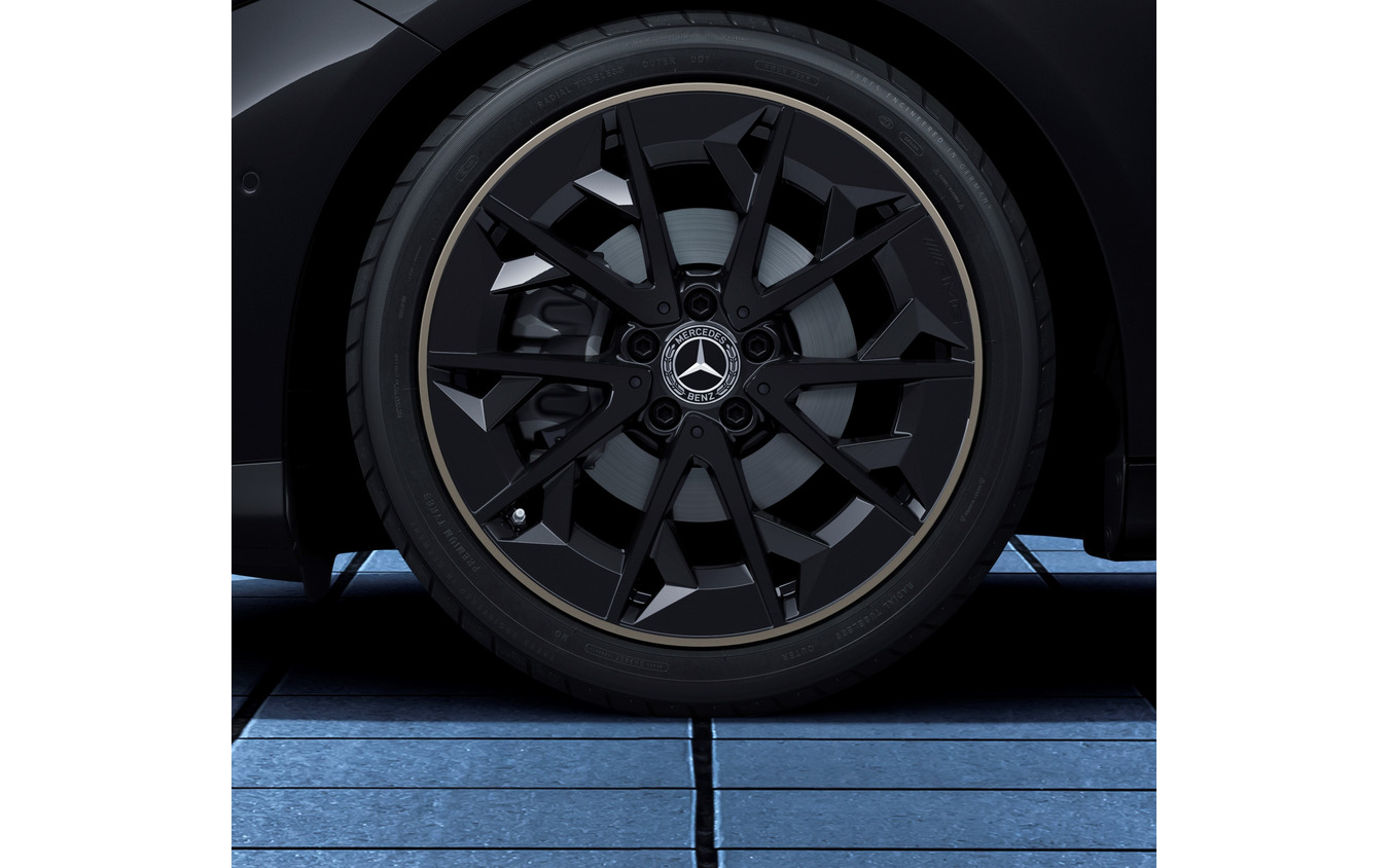メルセデスベンツ CLA 180 Launch Edition