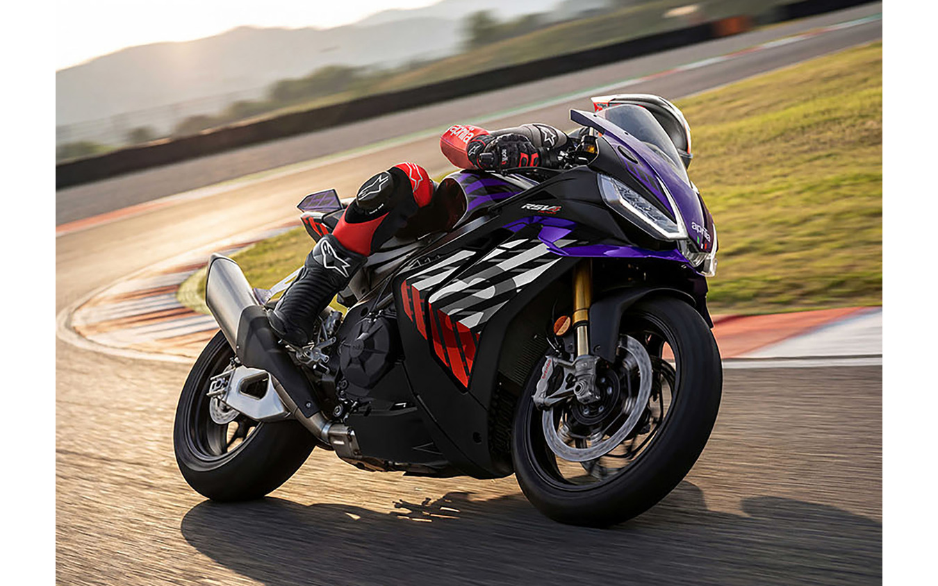 アプリリア RSV4 Factory