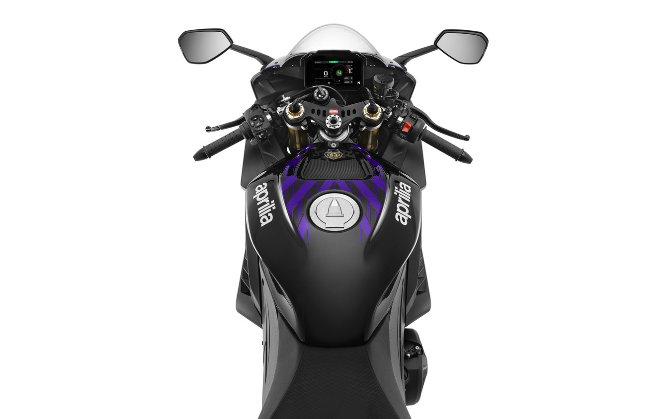 アプリリア RSV4 Factory