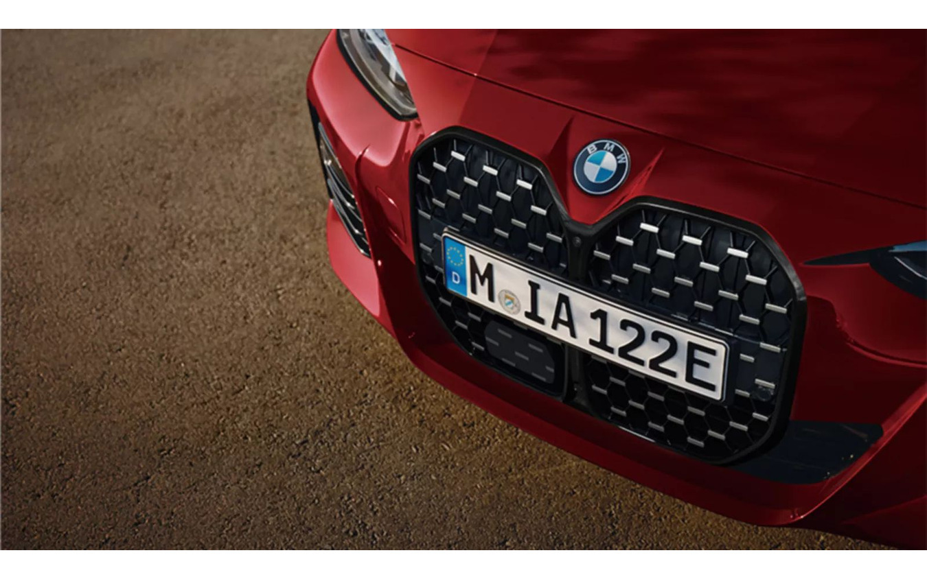 BMW『4シリーズ グランクーペ』の「Edition Shadow」